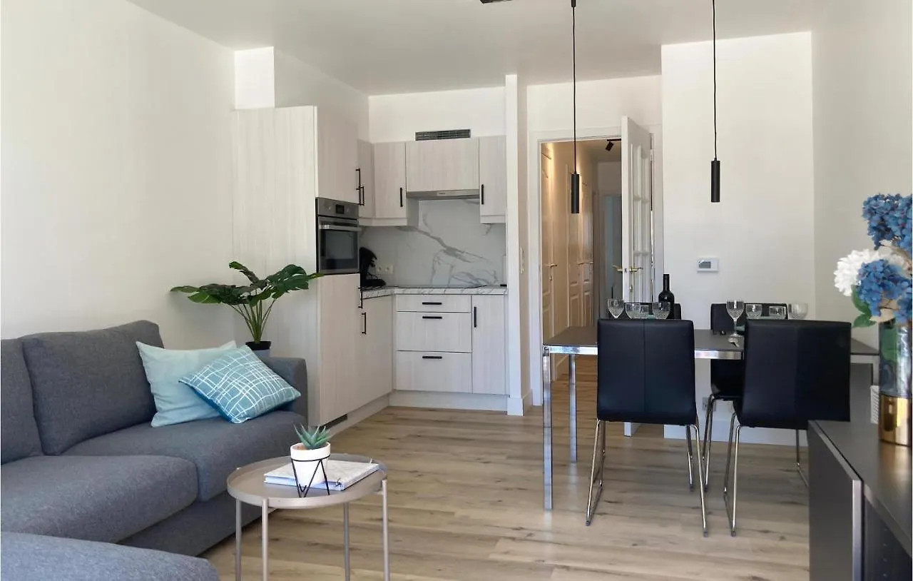 Pet Friendly Apartment In Oostende With Wifi