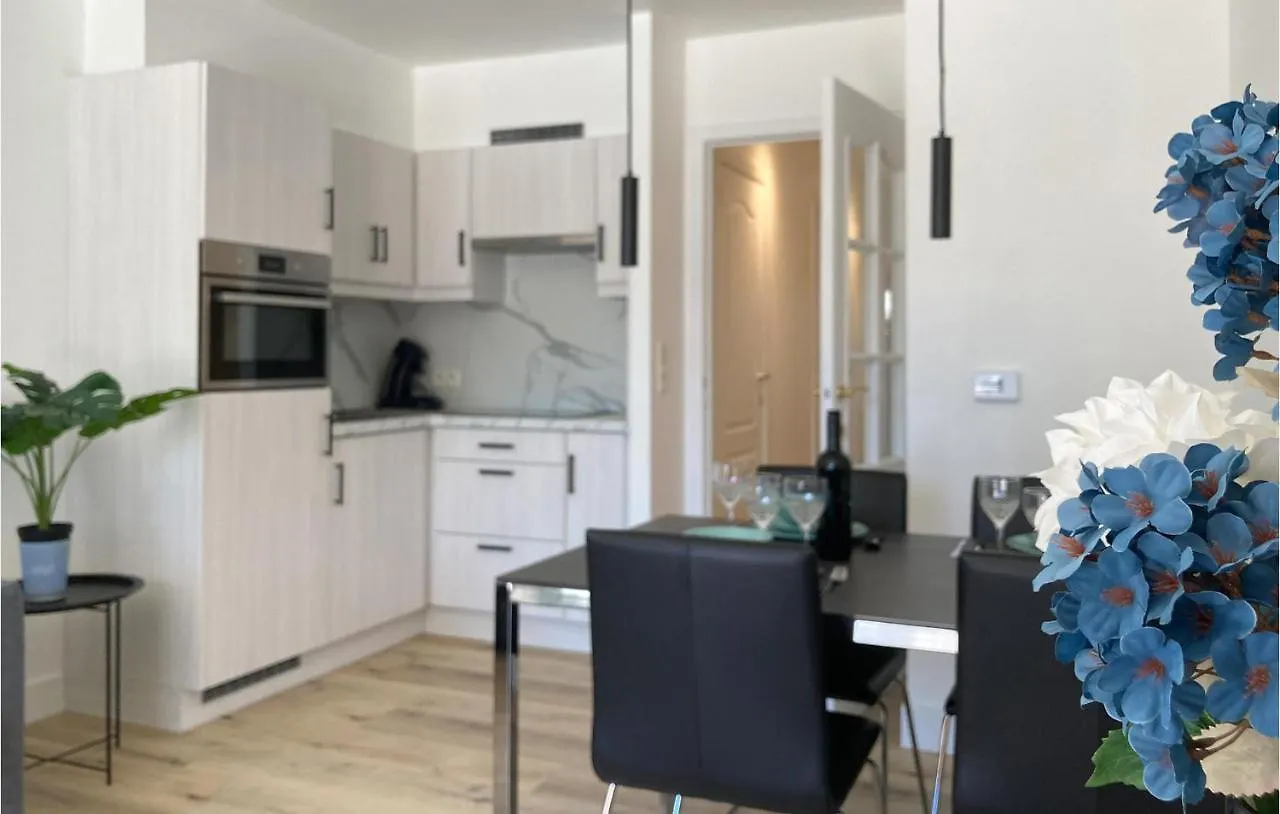 Pet Friendly Apartment In Oostende With Wifi